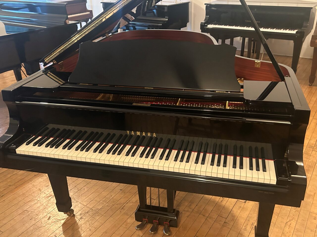 Yamaha S400b Sale Pending. - Avery Piano Company