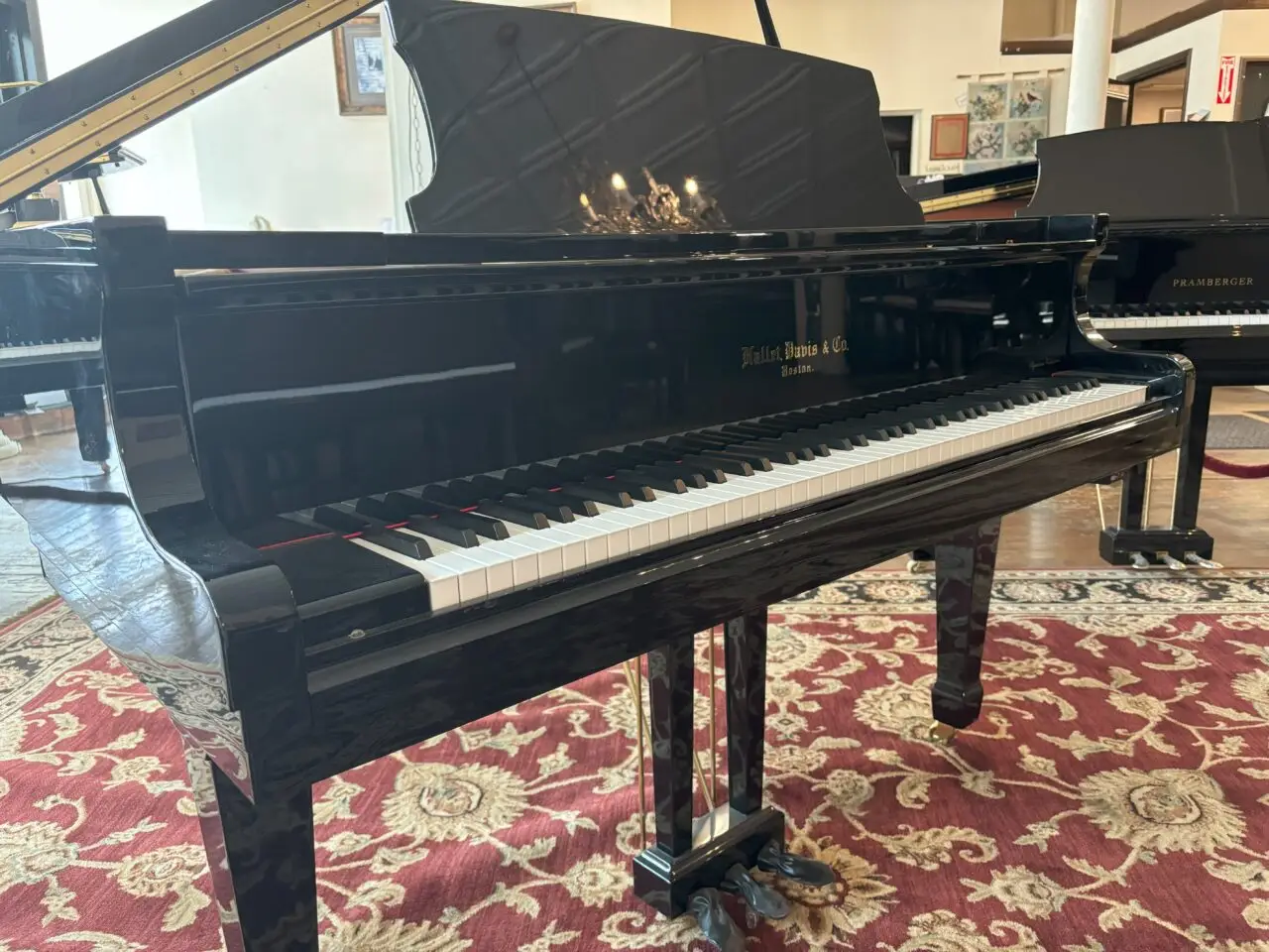 hallet left corner 1