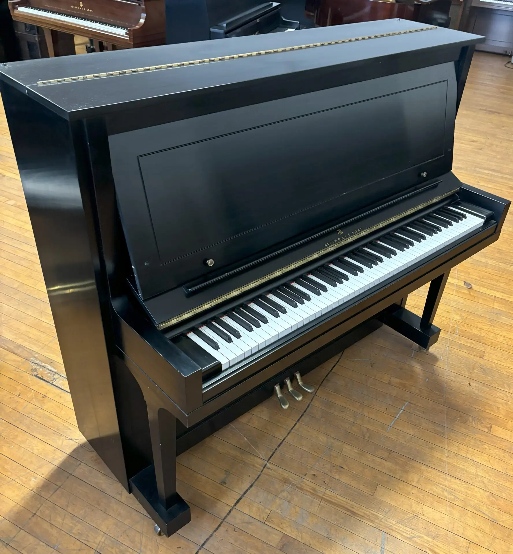 steinwayk52 corner shot 7 new