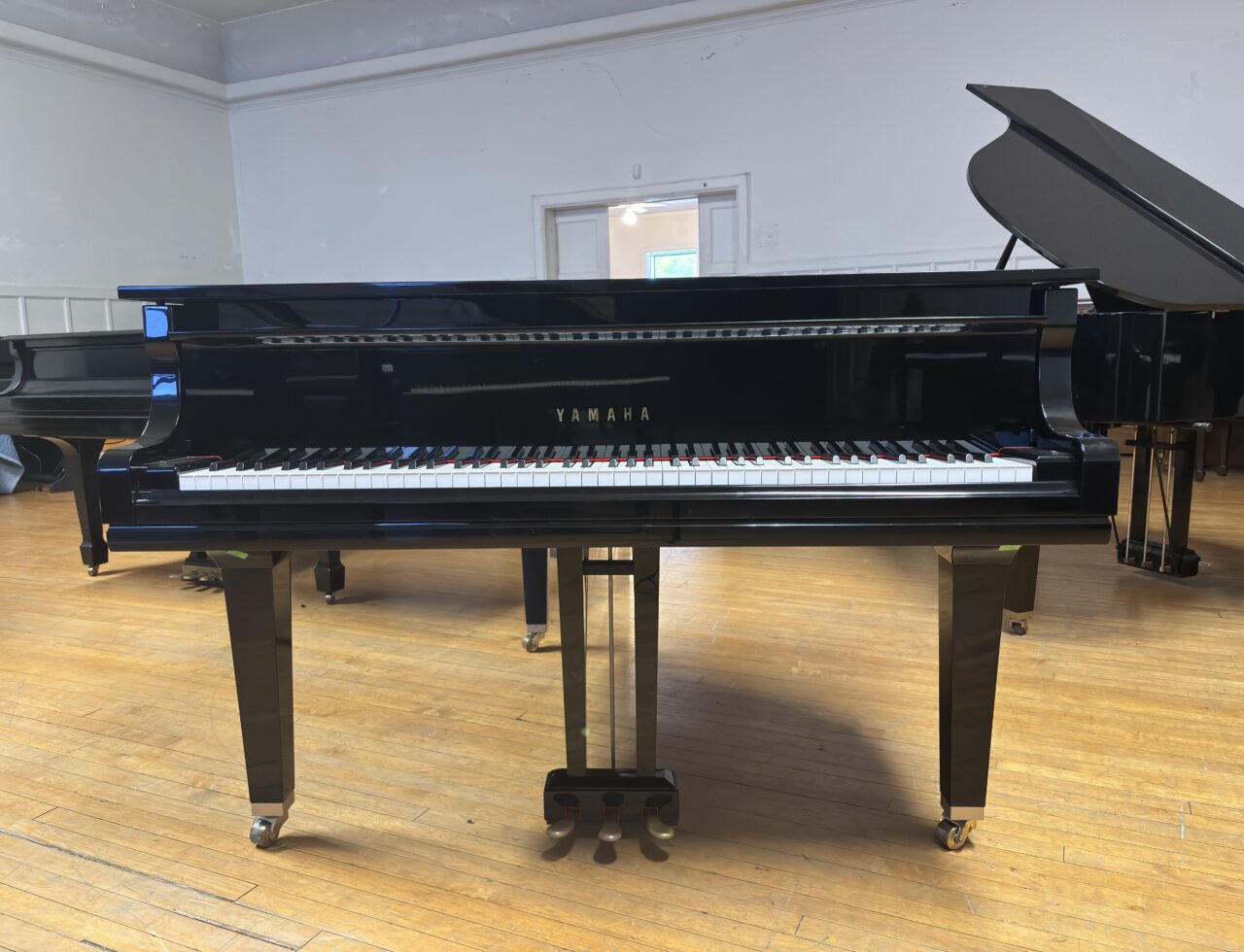 closed lid black gc1