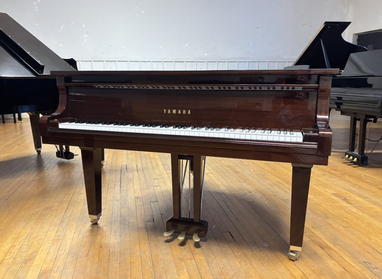 yamaha gc1 mahogany # 6072503 closed front