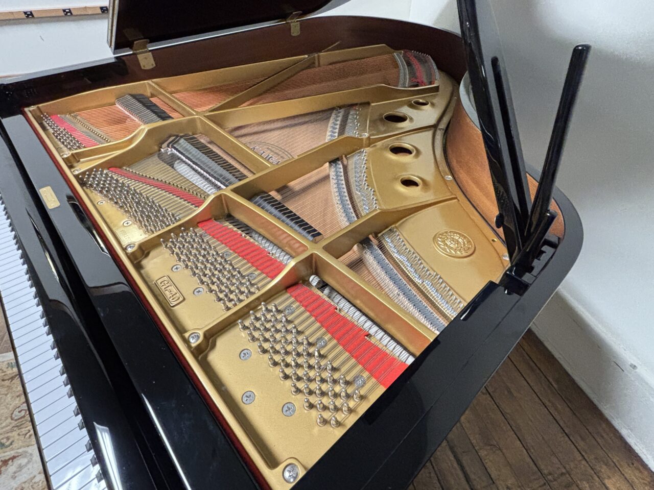 kawai gl40 interior corner
