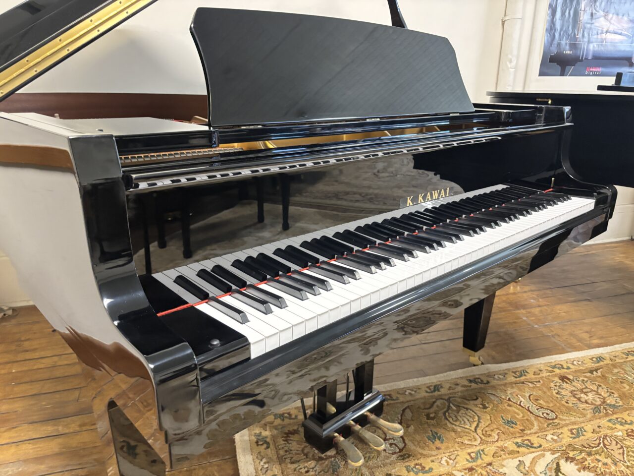 kawai gl40 left side corner
